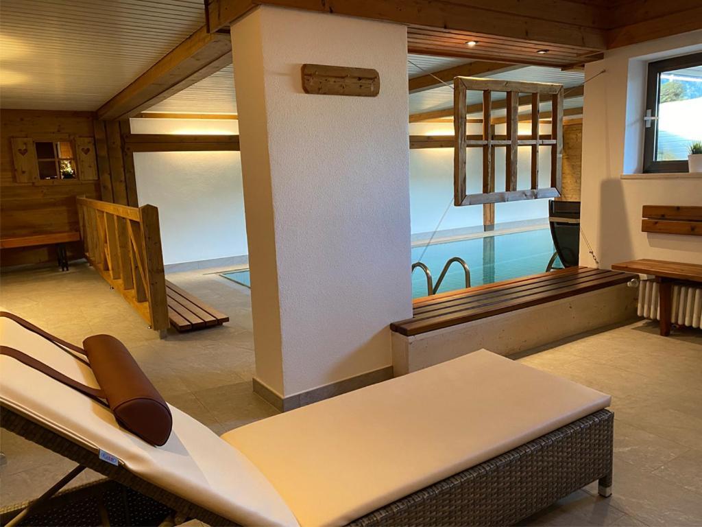 Haus Jaeger Ferienwohnungen Mit Indoor-Pool Inkl. Chiemgaukarte โรพอลดิง ภายนอก รูปภาพ