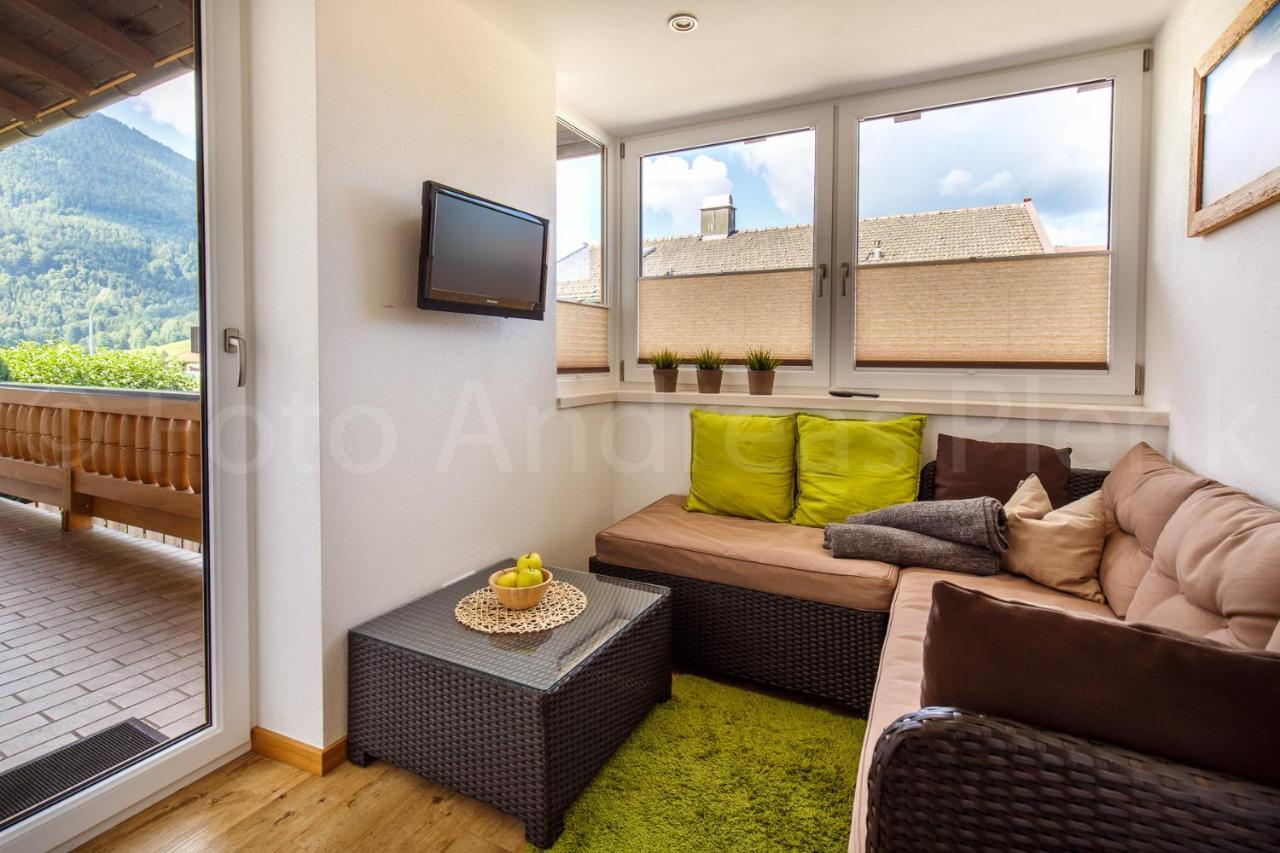 Haus Jaeger Ferienwohnungen Mit Indoor-Pool Inkl. Chiemgaukarte โรพอลดิง ภายนอก รูปภาพ