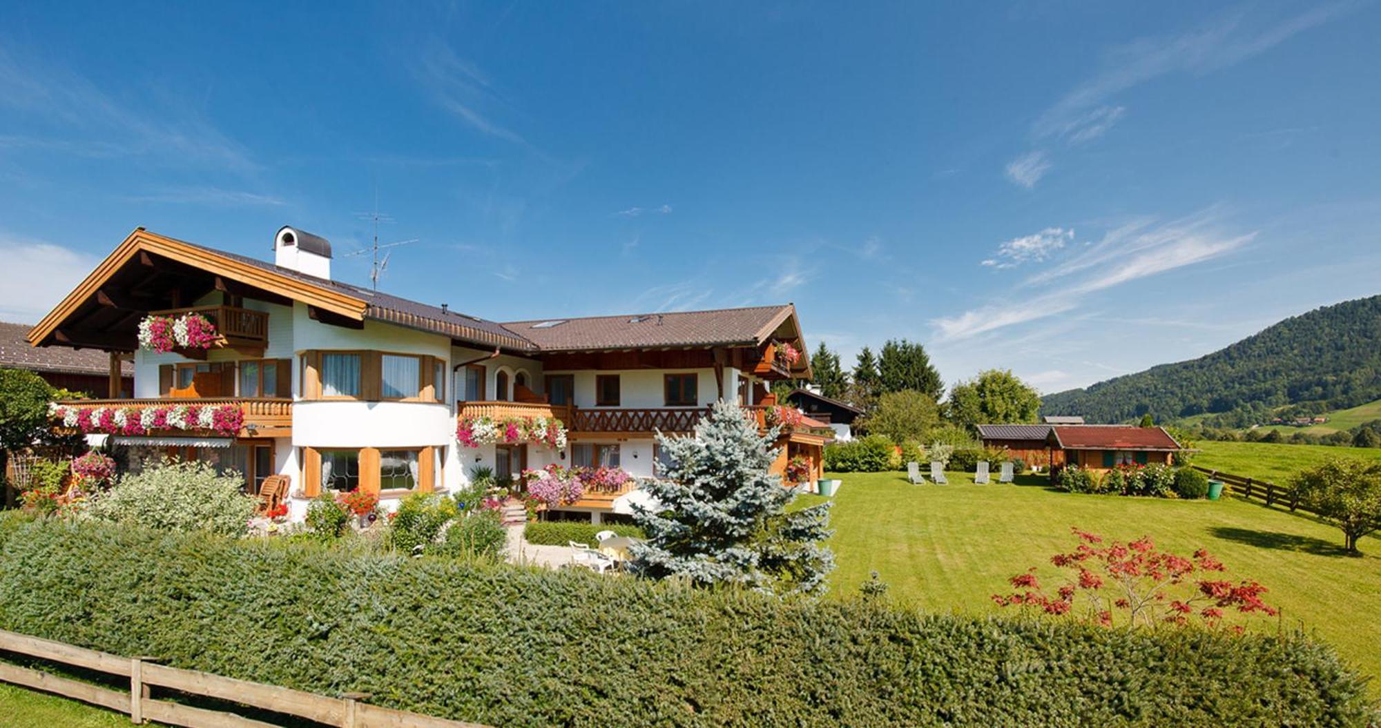 Haus Jaeger Ferienwohnungen Mit Indoor-Pool Inkl. Chiemgaukarte โรพอลดิง ภายนอก รูปภาพ